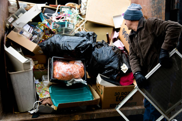 Best Commercial Junk Removal  in Omro, WI