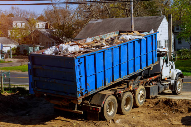 Best Professional Junk Removal  in Omro, WI