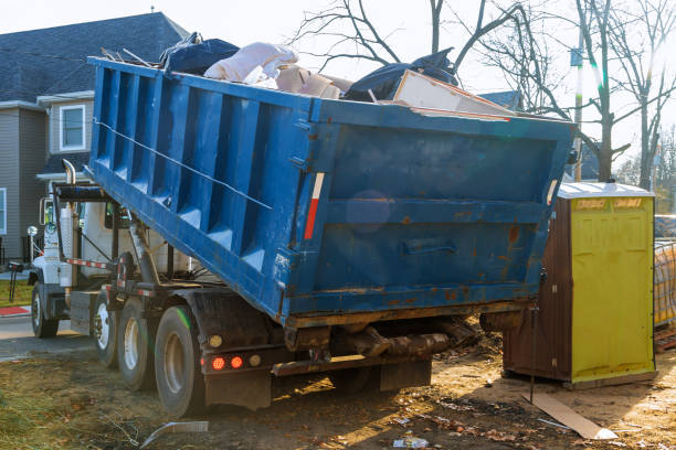 Best Garage Cleanout Services  in Omro, WI